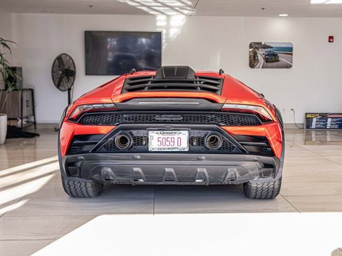 Used 2023 Lamborghini Huracan Sterrato image 14