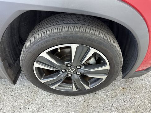 Used 2022 Lexus UX 200 image 48