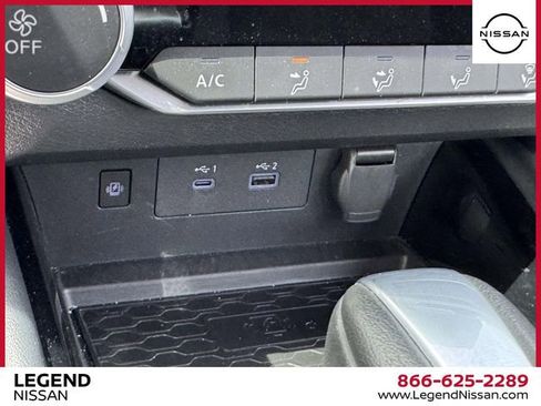 Used 2024 Nissan Altima 2.5 SV w/ SV Premium Package AWD/4WD image 27