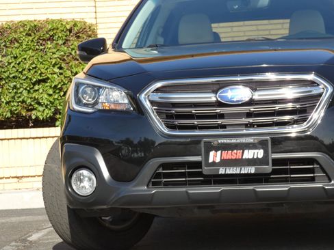 Used 2019 Subaru Outback 2.5i Premium image 18