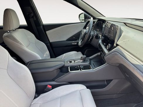 Used 2024 Lexus TX 350 FWD image 15