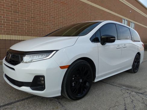 Used 2026 Honda Odyssey Sport-L image 5