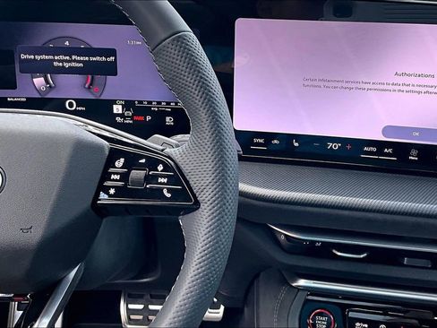 New 2026 Audi SQ5 Premium Plus image 25