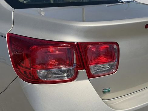 Used 2014 Chevrolet Malibu LT w/ Power Convenience Package image 32