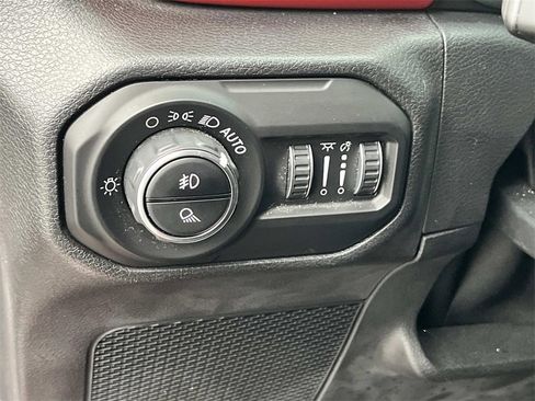 Used 2021 Jeep Gladiator Rubicon image 25