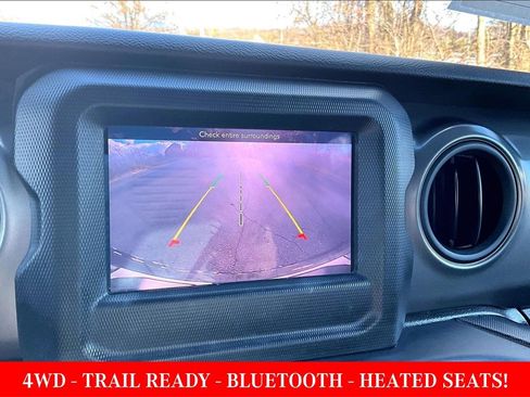 Used 2021 Jeep Wrangler Unlimited Sport image 13