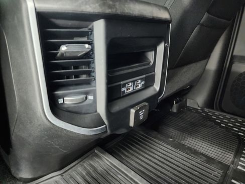 Used 2022 RAM 2500 Big Horn w/ Level C Equiment Group image 35