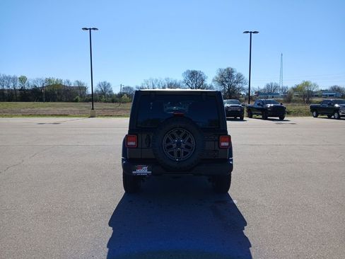New 2026 Jeep Wrangler Unlimited Sport w/ Convenience Group image 6