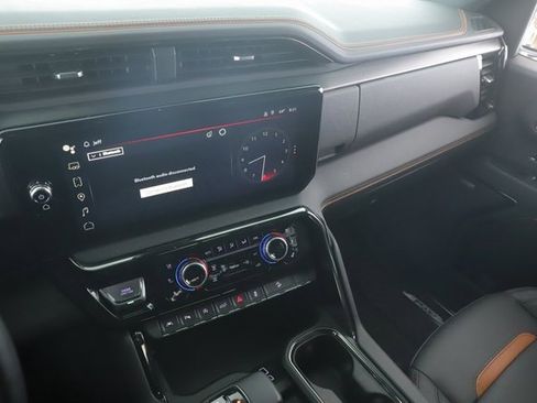 Used 2024 GMC Sierra 1500 AT4 w/ Technology Package image 27