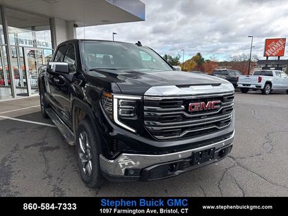 New 2026 GMC Sierra 1500 SLT w/ SLT Premium Package