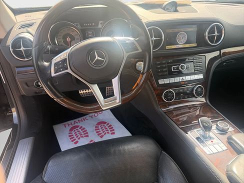 Used 2013 Mercedes-Benz SL 550 image 14