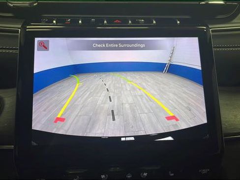 Used 2024 Jeep Grand Cherokee Overland image 23