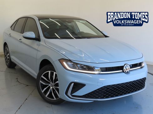 New 2025 Volkswagen Jetta SE image 1