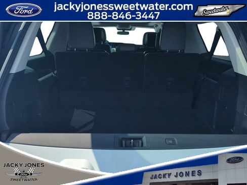 New 2027 Ford Expedition Max Active RWD image 19