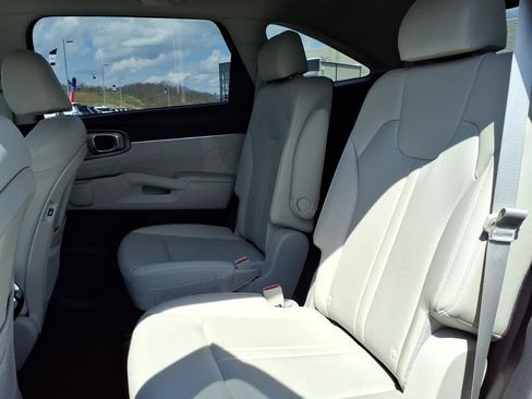 Used 2022 Kia Sorento SX image 14