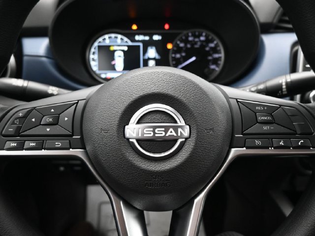 Used 2025 Nissan Versa SV w/ Trunk Package FWD image 20