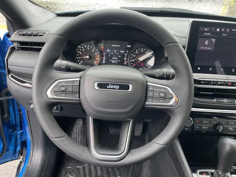 Used 2026 Jeep Compass Limited AWD/4WD image 16