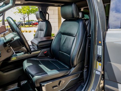 Used 2021 Ford F150 Lariat w/ Equipment Group 502A High image 29