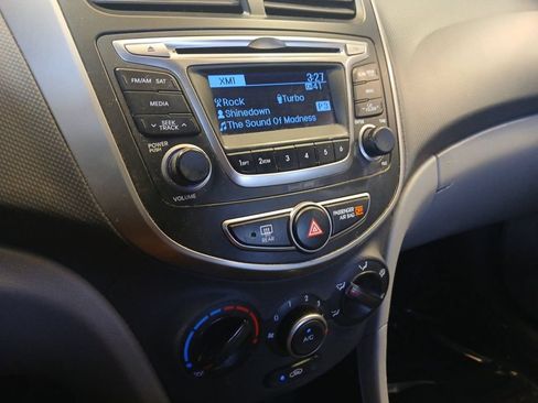 Used 2016 Hyundai Accent SE FWD image 19