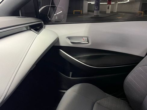 Used 2023 Toyota Corolla SE image 29