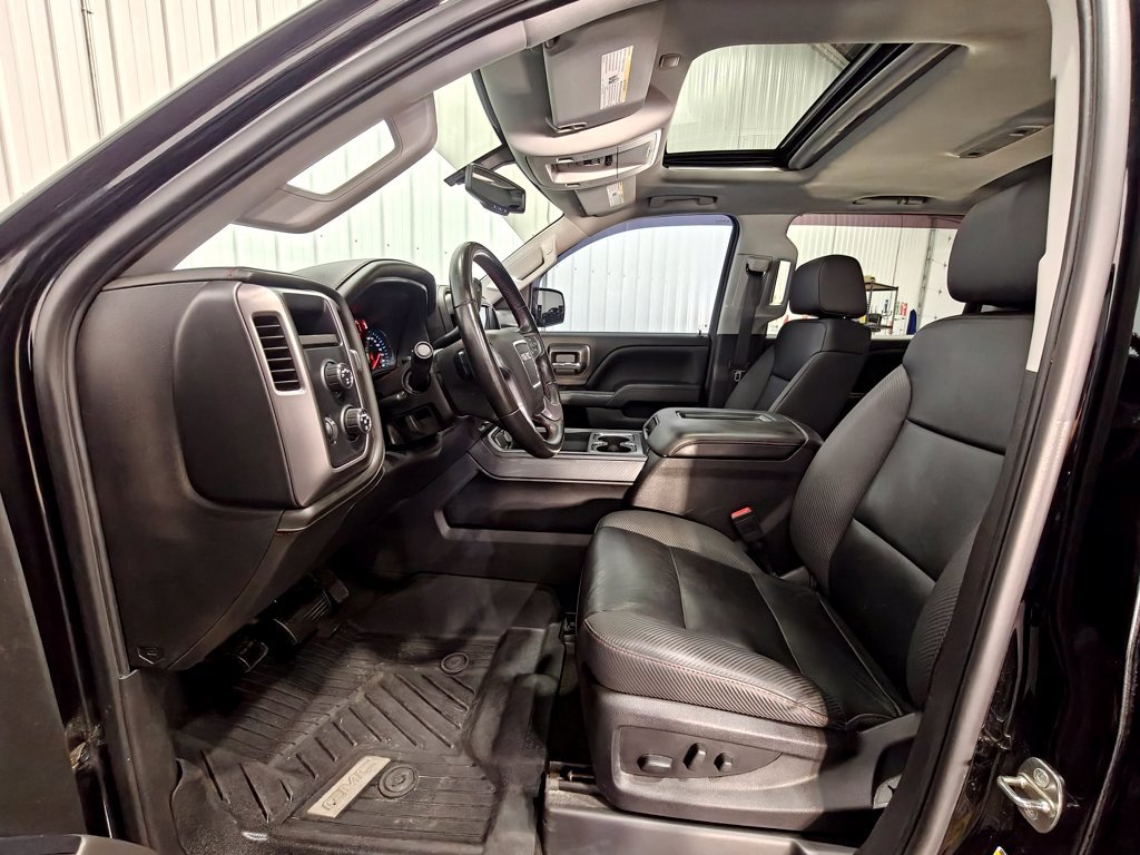 Used 2018 GMC Sierra 1500 SLT w/ All-Terrain Package AWD/4WD image 29