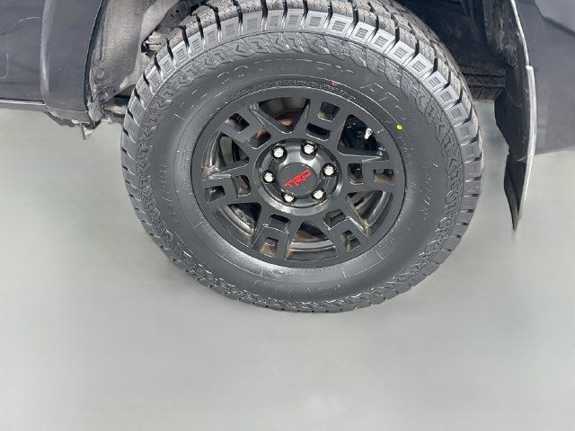 Used 2019 Toyota 4Runner TRD Pro AWD/4WD image 31