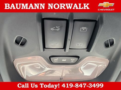 Used 2022 Chevrolet TrailBlazer RS w/ Sun and Liftgate Package AWD/4WD image 36
