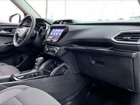 Used 2023 Chevrolet TrailBlazer LT w/ Convenience Package image 14