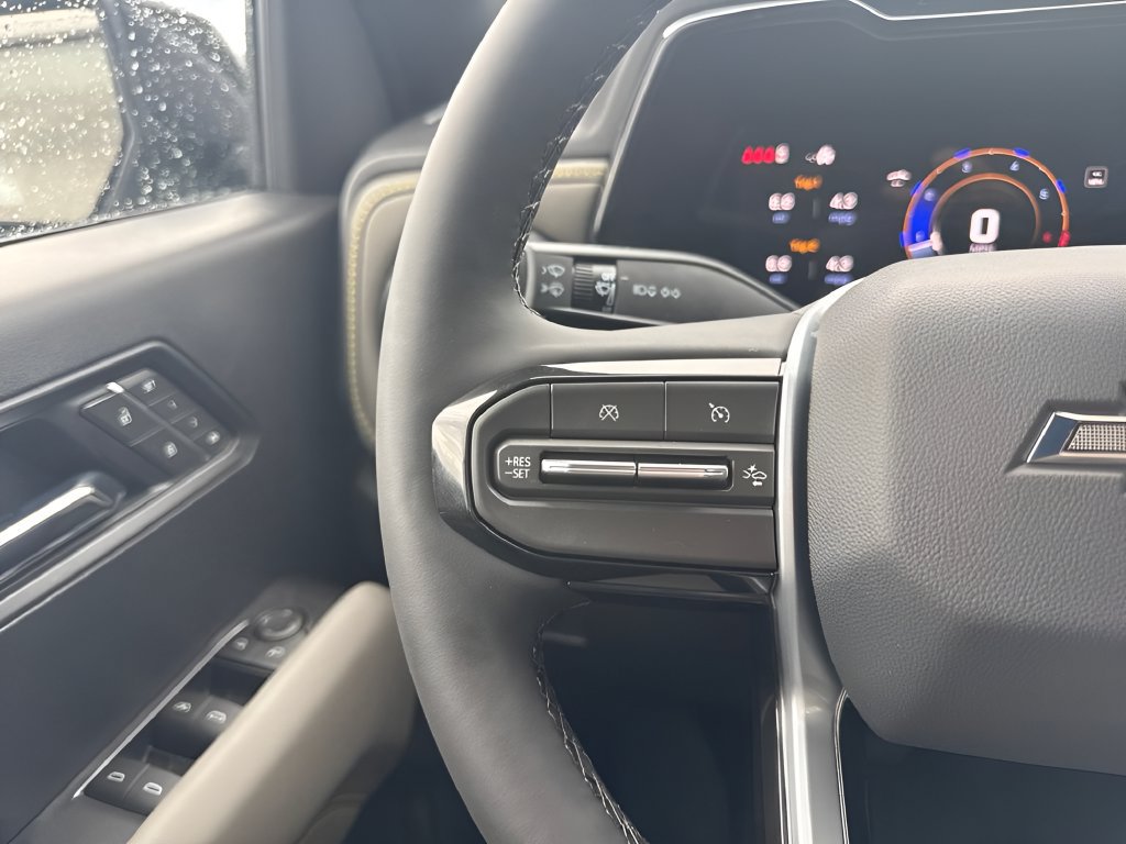 New 2026 Chevrolet Colorado ZR2 w/ Technology Package AWD/4WD image 15