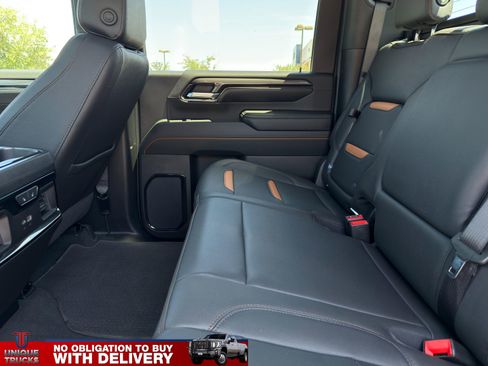 Used 2025 GMC Sierra 3500 AT4 w/ AT4 Premium Plus Package AWD/4WD image 24