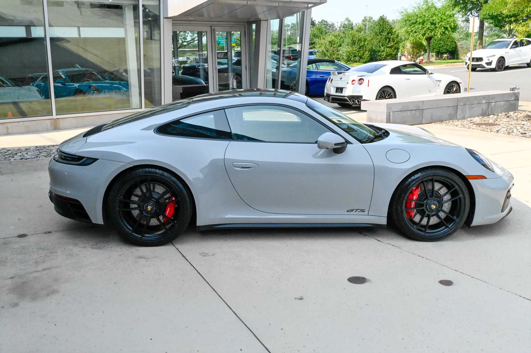 Used 2024 Porsche 911 Carrera GTS RWD image 4