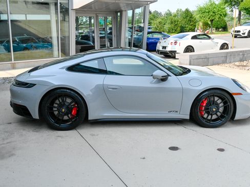 Used 2024 Porsche 911 Carrera GTS RWD image 4