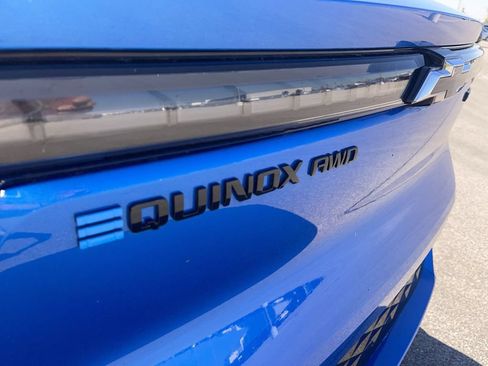 Used 2025 Chevrolet Equinox EV RS w/ Convenience Package II AWD/4WD image 3