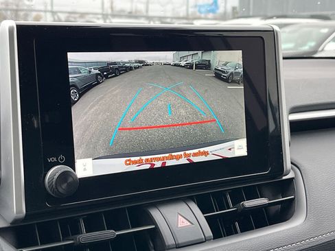 Used 2025 Toyota RAV4 LE image 17