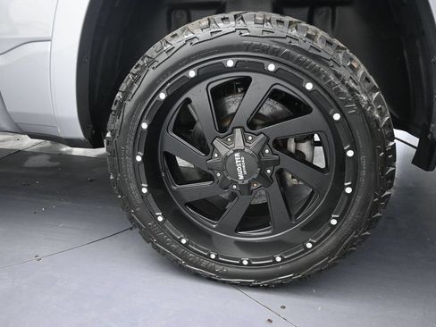 Used 2021 RAM 1500 Laramie AWD/4WD image 42