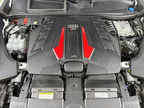 Used 2023 Audi RS Q8 AWD/4WD image 32
