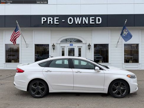 Used 2017 Ford Fusion Sport w/ Equipment Group 401A image 4