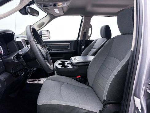 Used 2023 RAM 1500 Classic SLT image 17