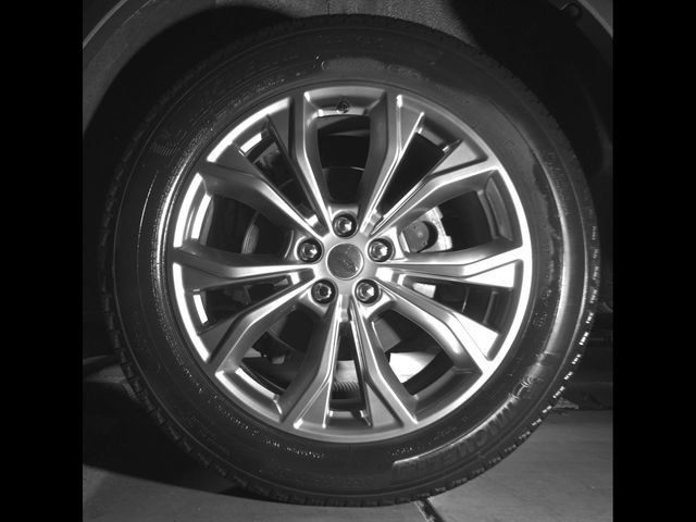 Used 2022 Ford Explorer XLT w/ Equipment Group 202A AWD/4WD image 9
