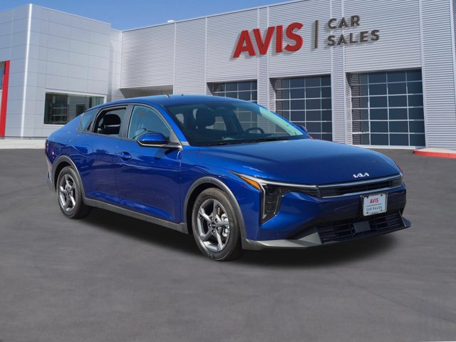 Used 2025 Kia K4 FWD image 3