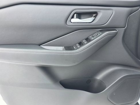 New 2026 Nissan Rogue SV image 16