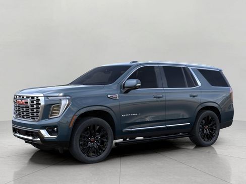 New 2026 GMC Yukon Denali w/ Denali Reserve Package image 2