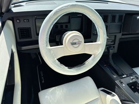 Used 1988 Chevrolet Corvette 35TH ANNIVERSARY EDITION image 23