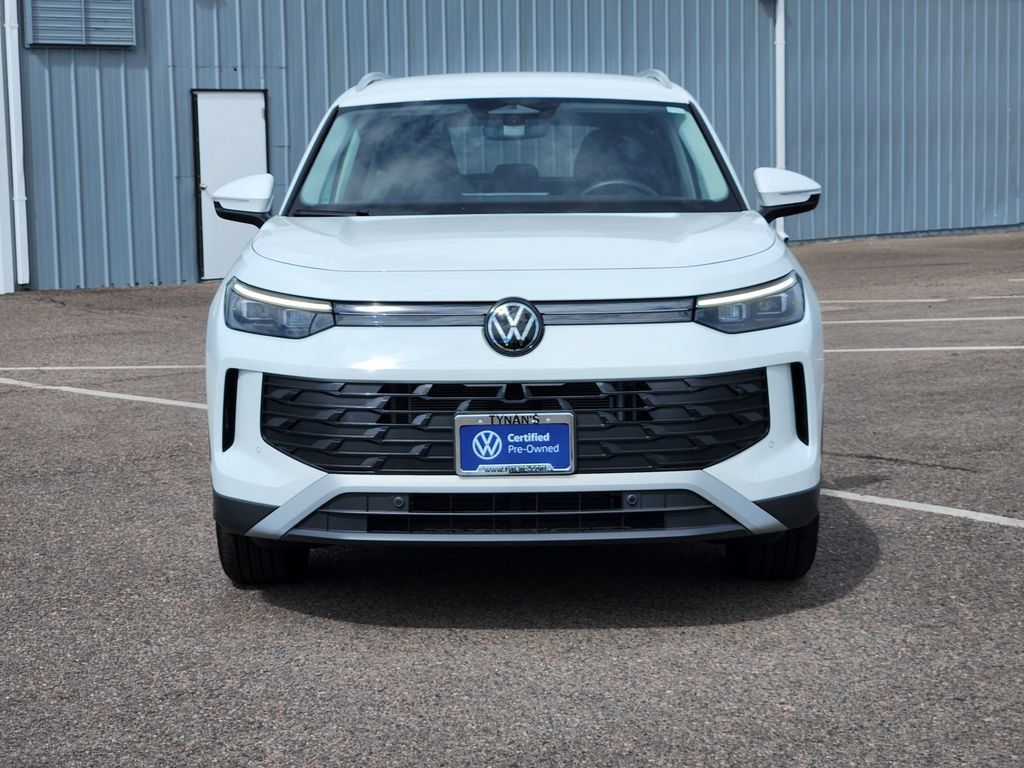 Certified 2025 Volkswagen Tiguan S AWD/4WD image 2