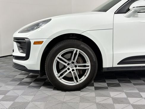 Certified 2023 Porsche Macan AWD/4WD image 7