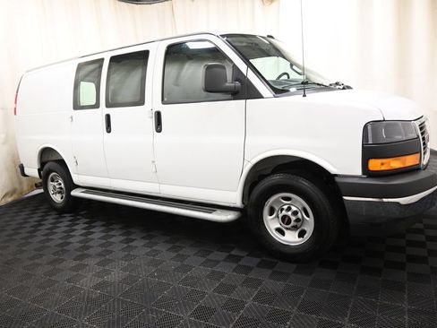 Used 2025 GMC Savana 2500 w/ Driver Convenience Package RWD image 12
