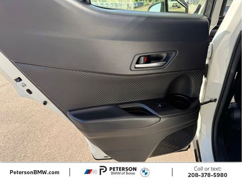 Used 2019 Toyota C-HR LE FWD image 17