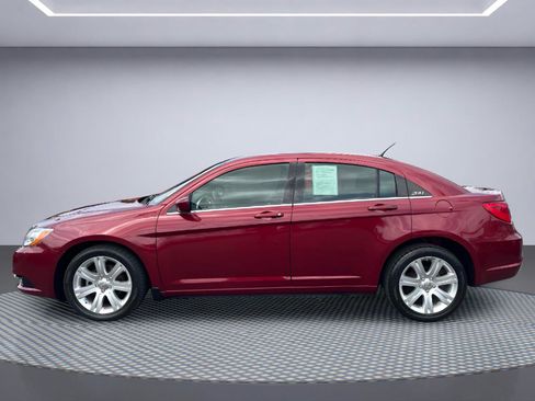 Used 2013 Chrysler 200 LX FWD image 3