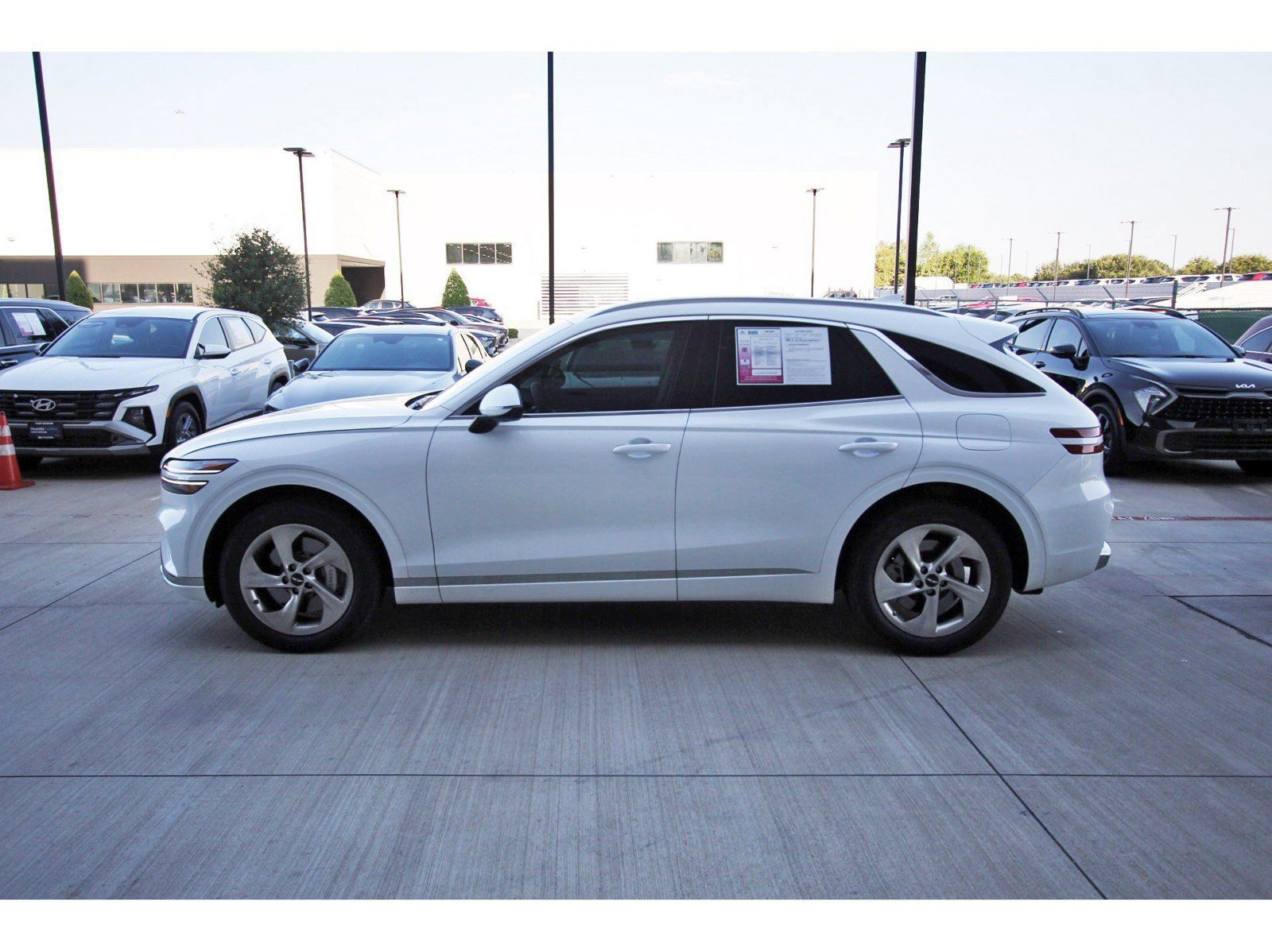 Used 2026 Genesis GV70 2.5T AWD/4WD image 5