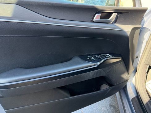 Used 2022 Kia K5 LXS image 33